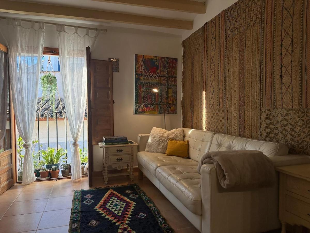 ויאחויוסה Oldtown Family House With Amazing Terrace - 3 Minutes From Beach! מראה חיצוני תמונה