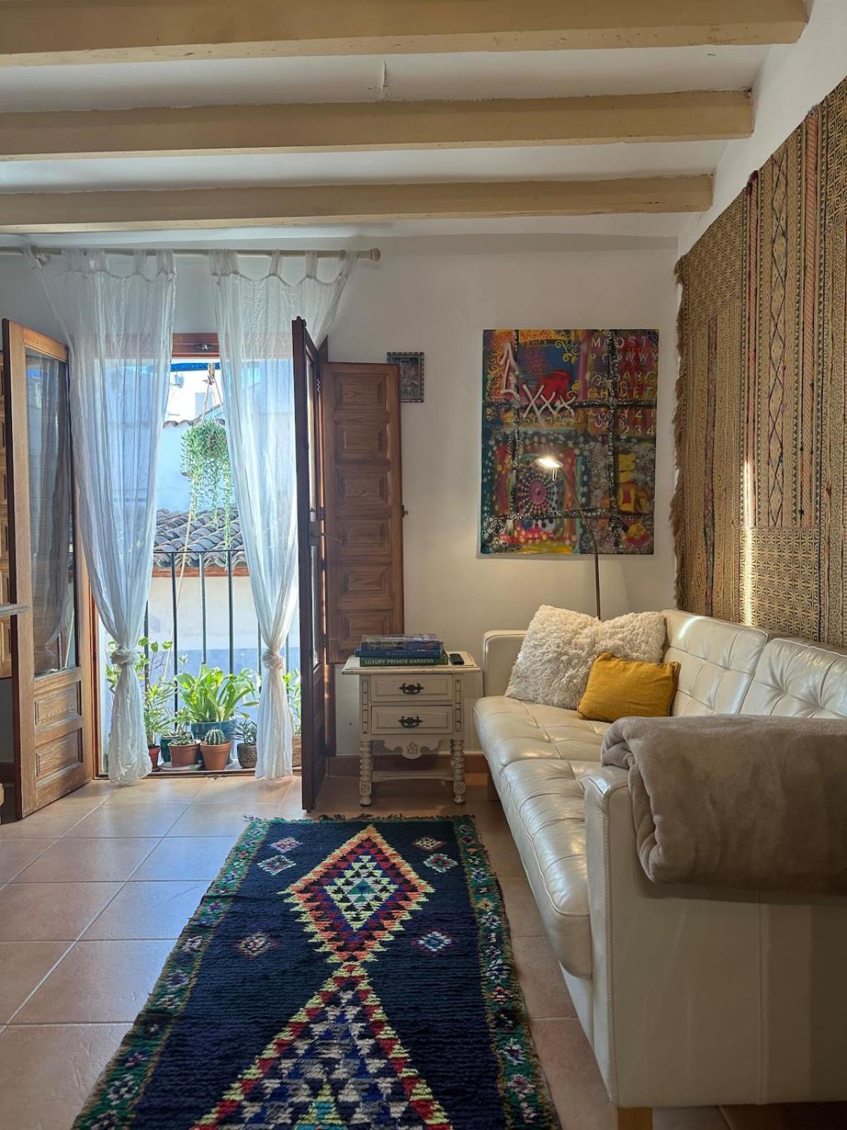 ויאחויוסה Oldtown Family House With Amazing Terrace - 3 Minutes From Beach! מראה חיצוני תמונה